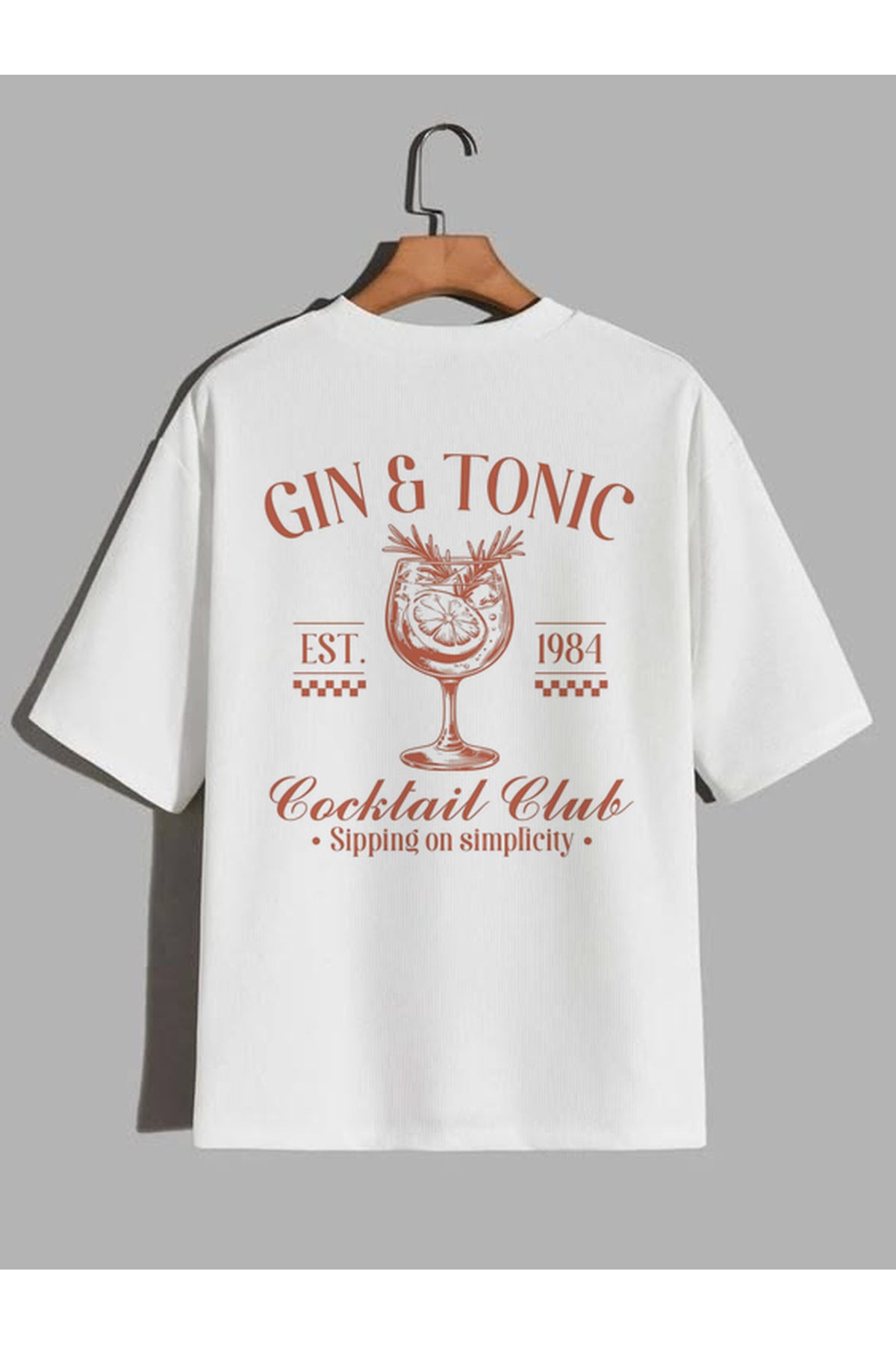 CrowsGate Gin & Tonic Cocktail Club Baskılı Beyaz Oversize Tişört — ürün görseli 1