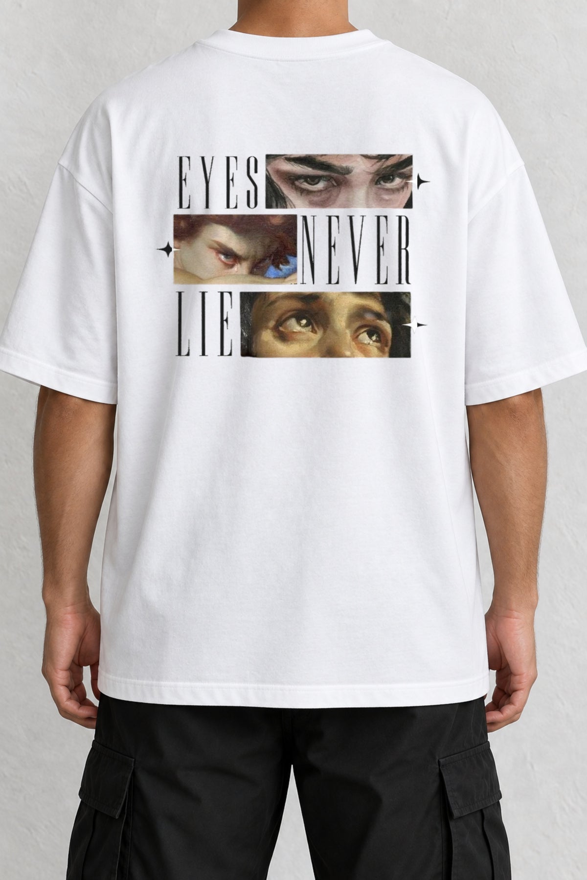 CrowsGate Eyes Never Lie Sırt Baskılı Oversize Beyaz Tişört — ürün görseli 1