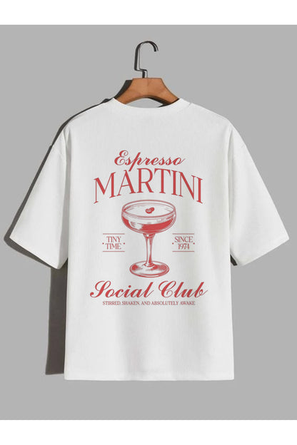 CrowsGate Espresso Martini Social Club Kırmızı Baskılı Beyaz Oversize Tişört — ürün görseli 1