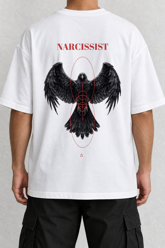 CrowsGate Narcissist Kuzgun Sırt Baskılı Oversize Beyaz Tişört — ürün görseli 1