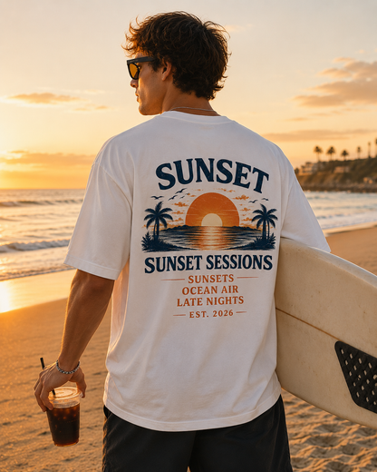 SUNSET SESSIONS BASKILI BEYAZ OVERSIZE TİŞÖRT