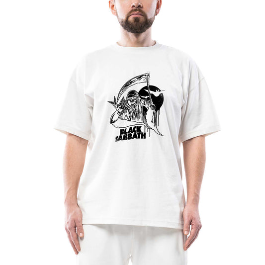 Black Sabbath in Dark Oversize Beyaz Tişört